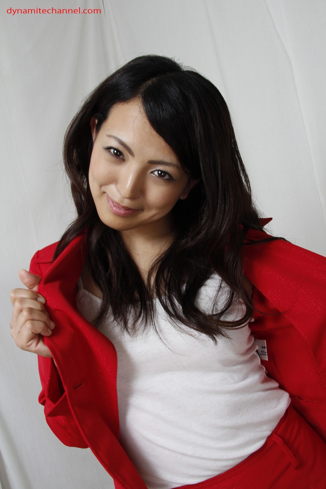 [D-CH] 2013.04.02 金城愛菜 性感丝袜女优